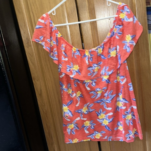 Old Navy  women's Orange, Blue and Yellow  Short Sleeve Top size XLarge - Picture 5 of 5
